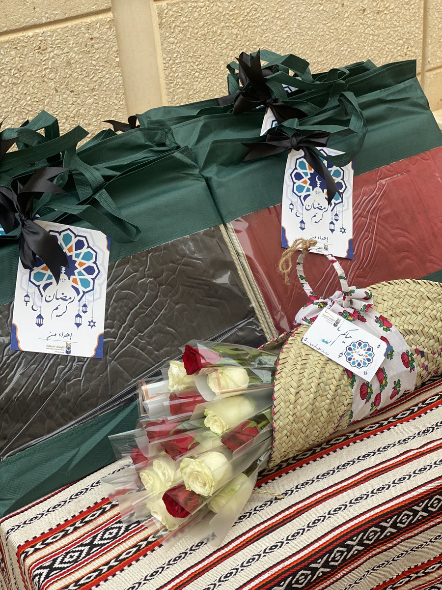 IEESA1's tweet photo. كبار السن هم فرحة الأيام ورائحتها الطيّبة ومعنى الحياة وبركتنا 
كانوا العطاء، فلنكن الوفاء ..
سعدنا بتلبية مستفيدي وادارة
جمعية كبار السن لدعوتنا لحضور مبادرة الأفطار الرمضاني 🌙
( فطوركم علينا ١) والذي كان برعاية فندق مداريم كروان. 
🌟شاكرين لهم دعمهم السخي كتب الله لهم الأجر. https://t.co/QbWOCm7xfo