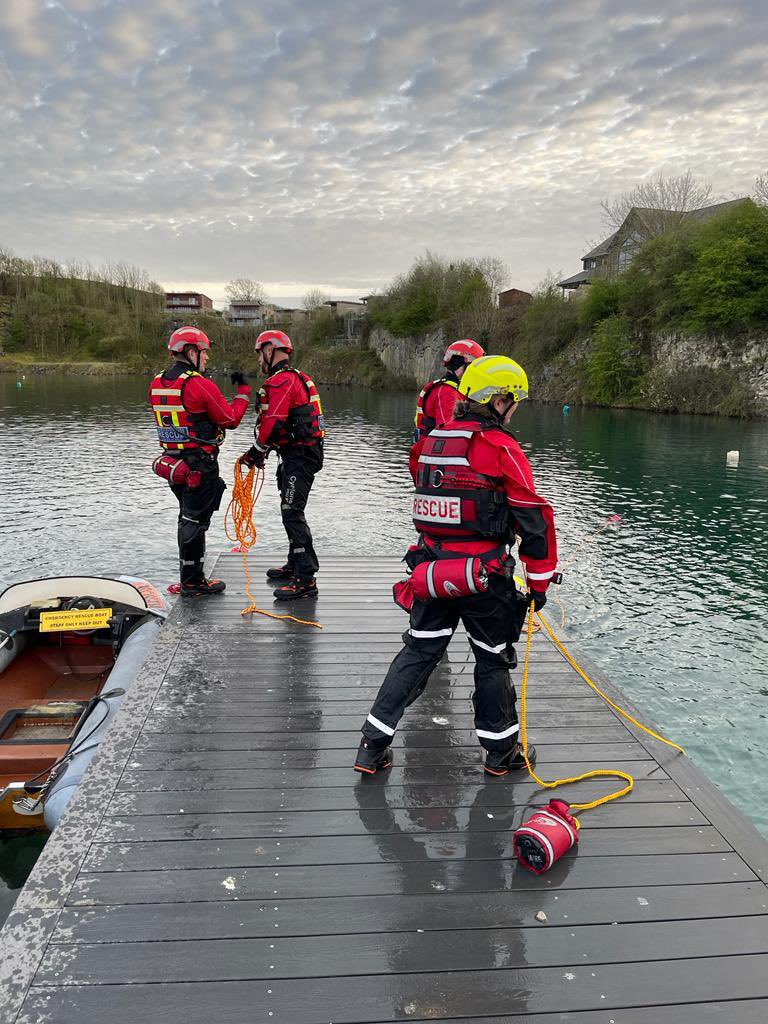 Lancaster Area Search & Rescue (@_lasar_) on Twitter photo As promised, some photos from tonight’s #WaterRescue training at <a href="/DiveCapernwray/">Capernwray Diving</a>
.
<a href="/surflifesaving/">Surf Life Saving GB</a> #Lancashire #Lancaster As promised, some photos from tonight’s #WaterRescue training at <a href="/DiveCapernwray/">Capernwray Diving</a>
.
<a href="/surflifesaving/">Surf Life Saving GB</a> #Lancashire #Lancaster
