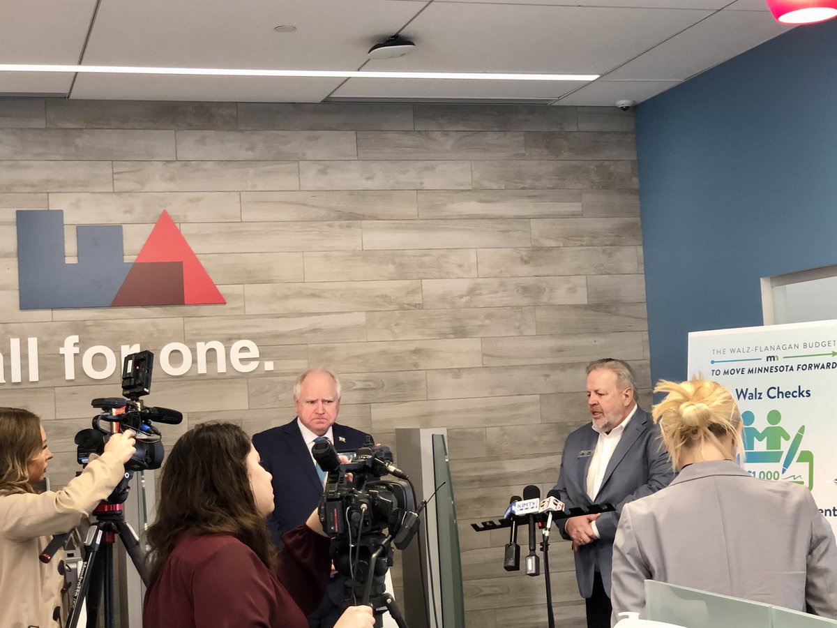 Marahumphrey's tweet photo. Thanks to @GovTimWalz for highlighting the importance of #FinancialLiteracy today at @allforone_CU
#WorkingforMN https://t.co/ehoEIv634N