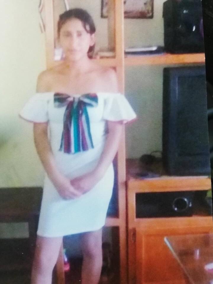ElMercurioVer's tweet photo. A muchas madres al desaparecer sus hijas, les dicen las autoridades "se fue con el novio", para ni siquiera intentar buscarlas: ella una Menor más, en las estadísticas de las #desaparecidas Miren al tipo que se la llevó al #Edomex 
Ayudemos con rt a esta mamá desesperada
👇🏼👇🏼 https://t.co/g2ezSukUIo