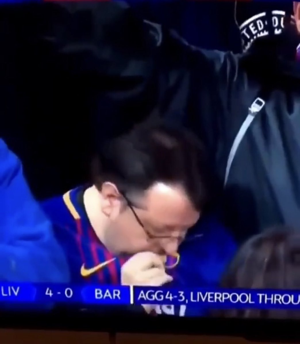 zjfcb's tweet photo. @FCBarcelona @EuropaLeague Whatever happens, Visca el Barça but embarrassing how many plastic fans we have https://t.co/U7Ke84n5nU
