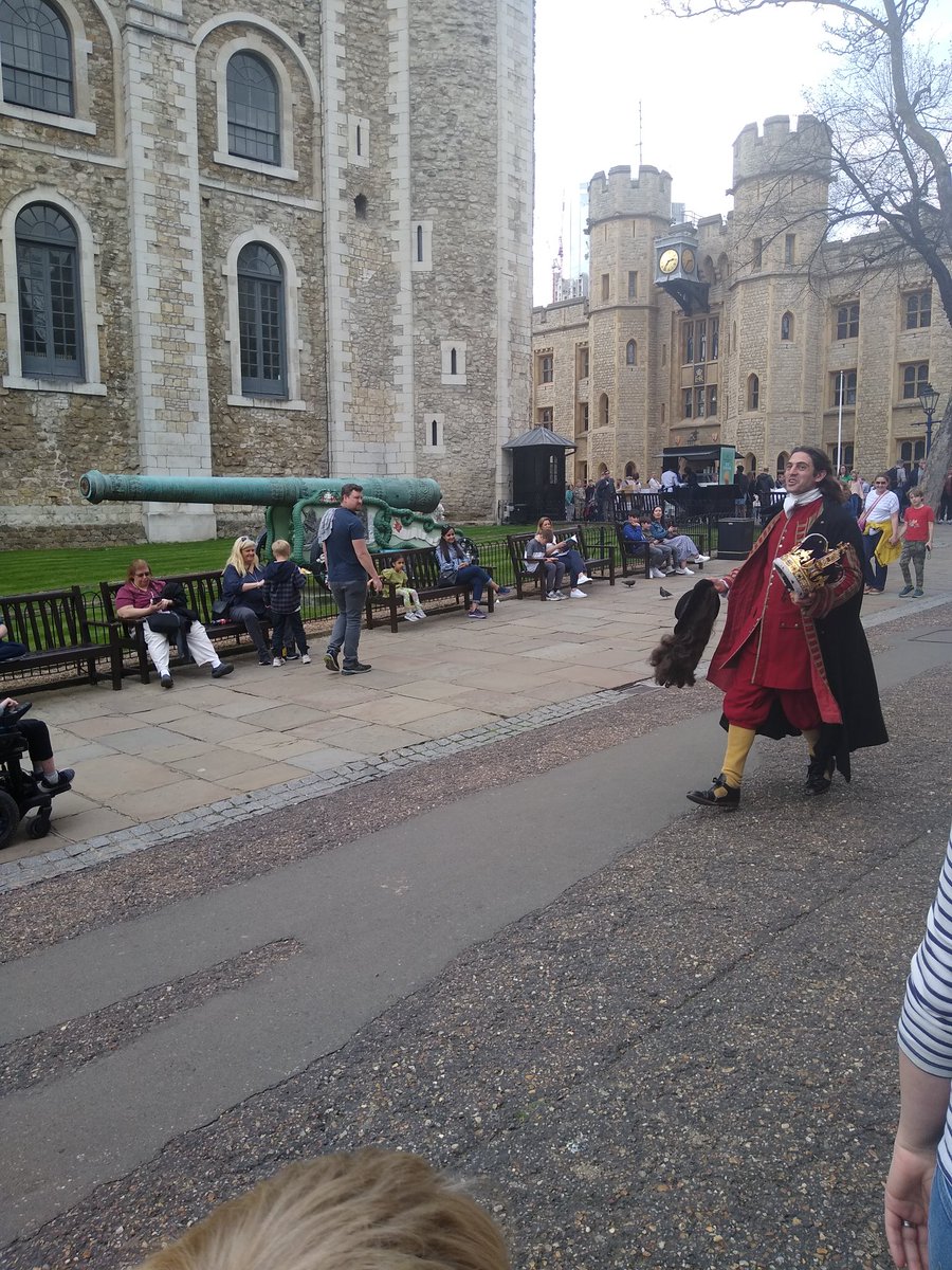 Falconer82's tweet image. Naughty naughty Colonel Blood lol #toweroflondon #crownjewels #london4all #londonphotography