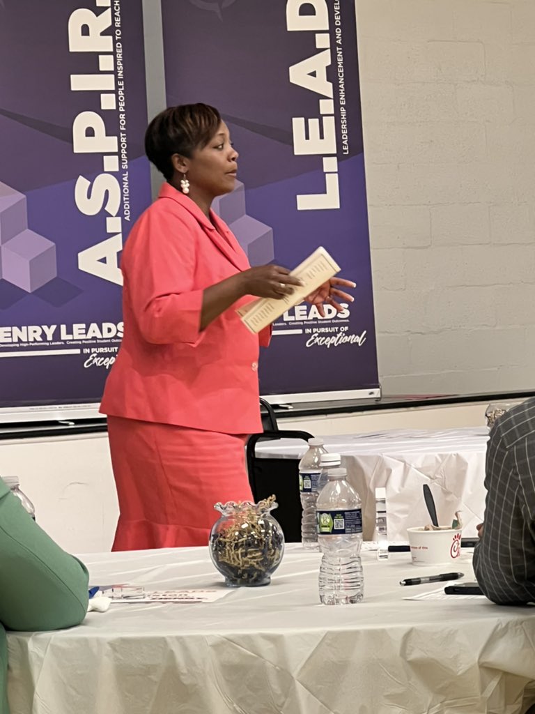 DrMilesk31's tweet photo. Leadership Academy Recognition Ceremony was exceptional! TY @CynthiaMcCray19 and all the leaders @HenryCountyBOE for your commitment to developing leaders. #ASPIRE22 https://t.co/sRcF9H38vA