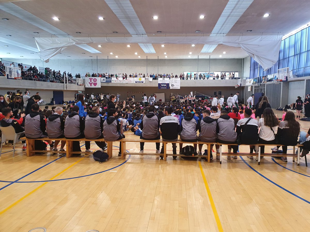 AlcorconBasket's tweet photo. ➡️ TORNEO SEMANA SANTA‼️

Todo lo bueno llega a su fin, pero que bien nos lo hemos pasado!! 🥳🤩

Han sido 4 días intensos llenos de mucho baloncesto, pero también de mucha diversión en la piscina, en la playa, viaje, karts...🏖️🏎️💦

El próximo año más y mejor!! 💙🏀 https://t.co/WuGjxWMRqV