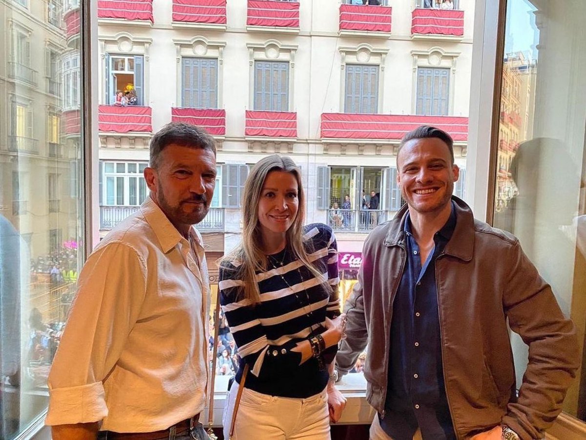 Antonio Banderas tweet media