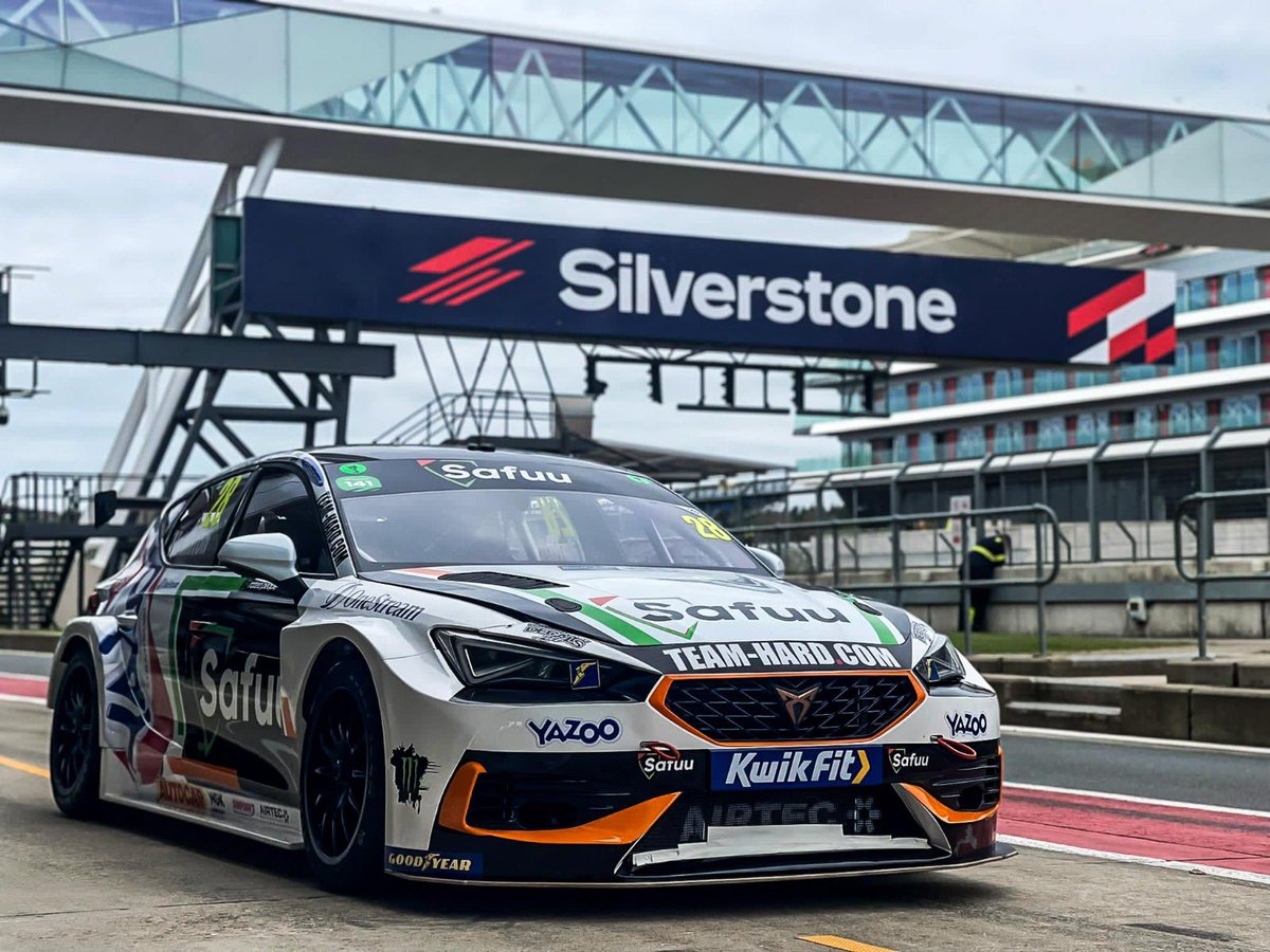 safuuracing's tweet photo. OK, now it’s real. The Safuu Racing CUPRA is at the home of motorsport 🚀 #Silverstone #SRT #SafuuRacing #TeamSafuu #BTCC #Nicolas28 @nicolashamilton @SilverstoneUK https://t.co/A9Tnjx0USl