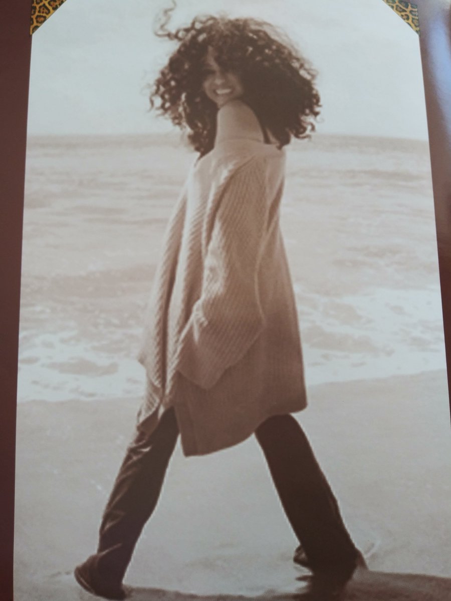 DimplesValntina's tweet photo. @_Lasha_K Totally.. I saw her years ago in concert and she was great!!! A few pics from my concert booklet. https://t.co/l3f80a9pVd