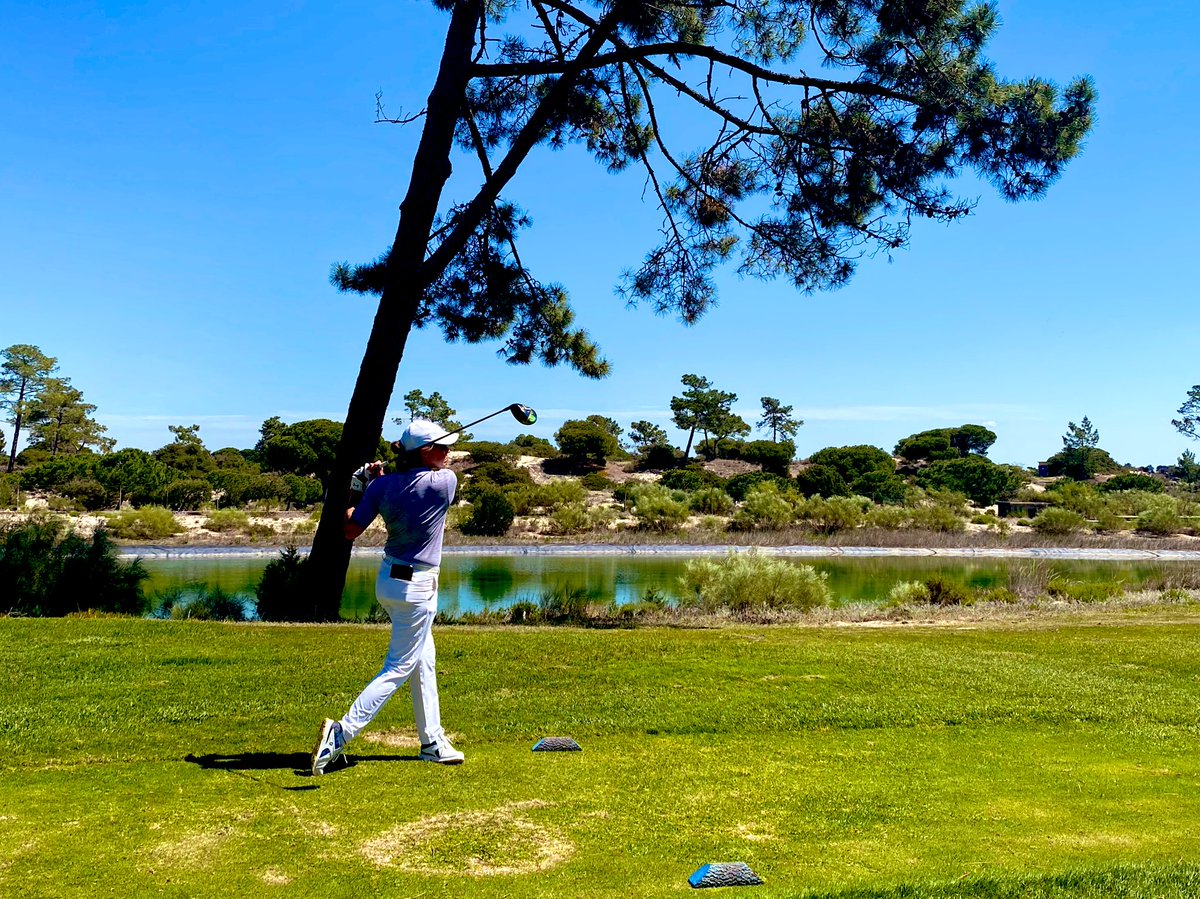 hgarton's tweet photo. Awesome week with @RoyalNavyGolf in 🇵🇹. Thanks to Neil for the amazing coaching and teaching us to practice like the pros. Intend keeping on being #BusyGettingBetter #LoveGolf https://t.co/DxSF5AmGJd