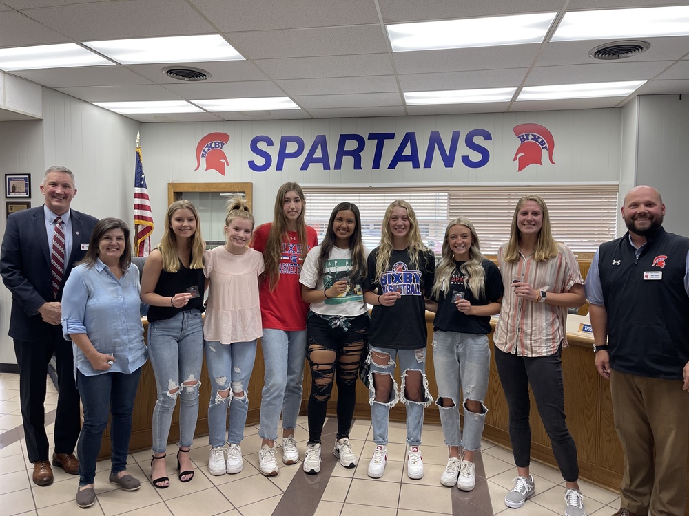 April Board of Education Meeting: Special Recognition bixbyps.org/article/714560…