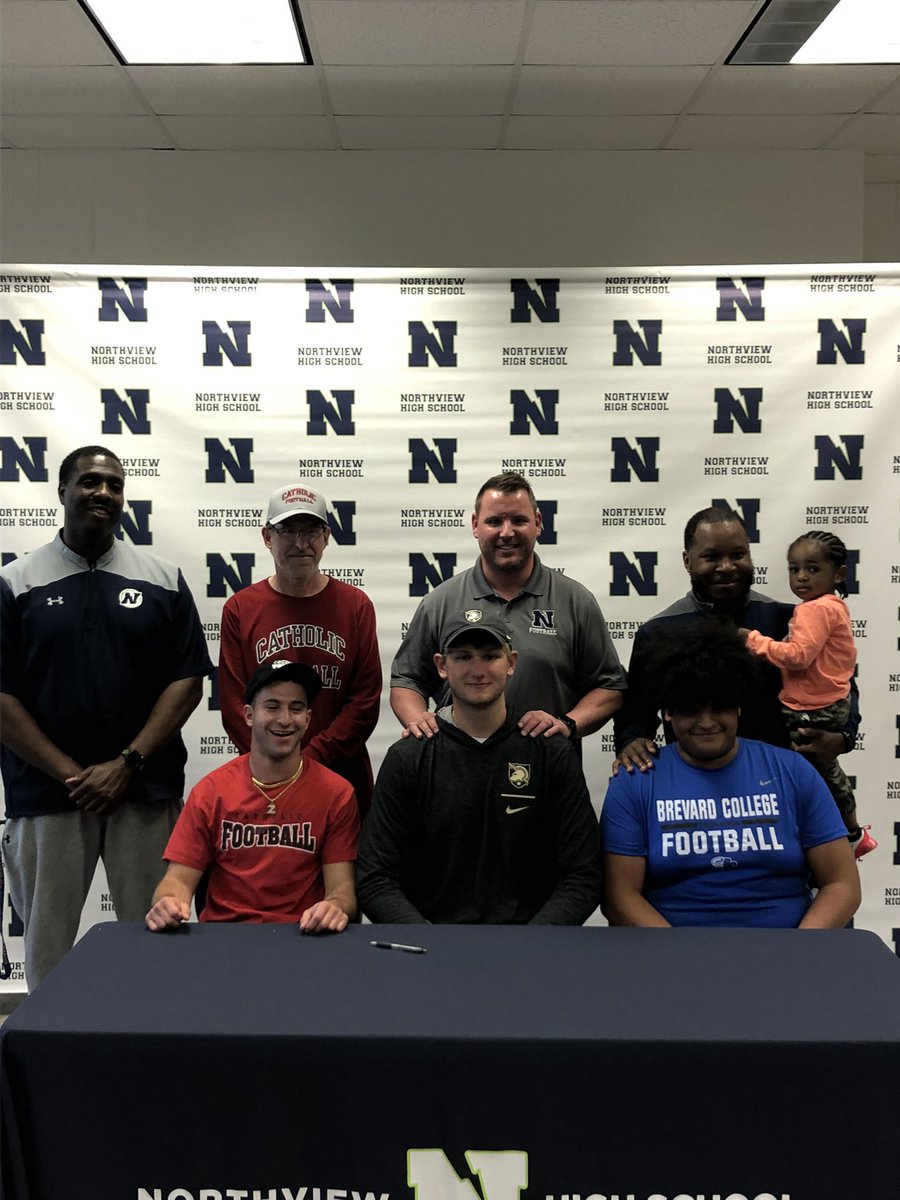 C/O 22 RB @dylanbell_2 Catholic University 
C/O 22 TE @patrickhester84 Army West Point 
C/O 22 DL @angelo74711561 Brevard University 
Congratulations to these 3 young men signing with these schools to further their academic and athletic careers
