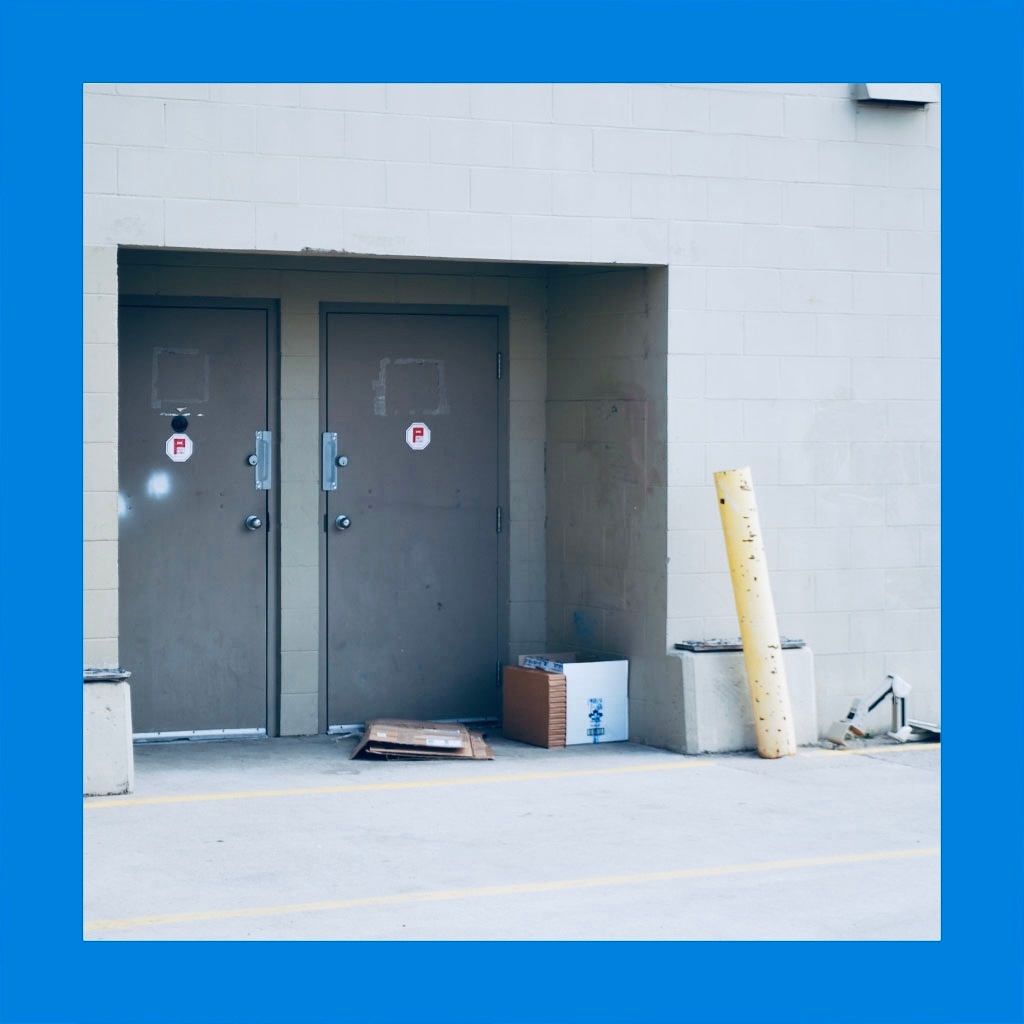 Be KIND to people who appear to be unhoused or facing housing insecurity. Often folks facing these challenges are also experiencing complex trauma, and a chronic reality of being unsafe. If you interact with someone, consider how challenging living unhoused is.   

⁠