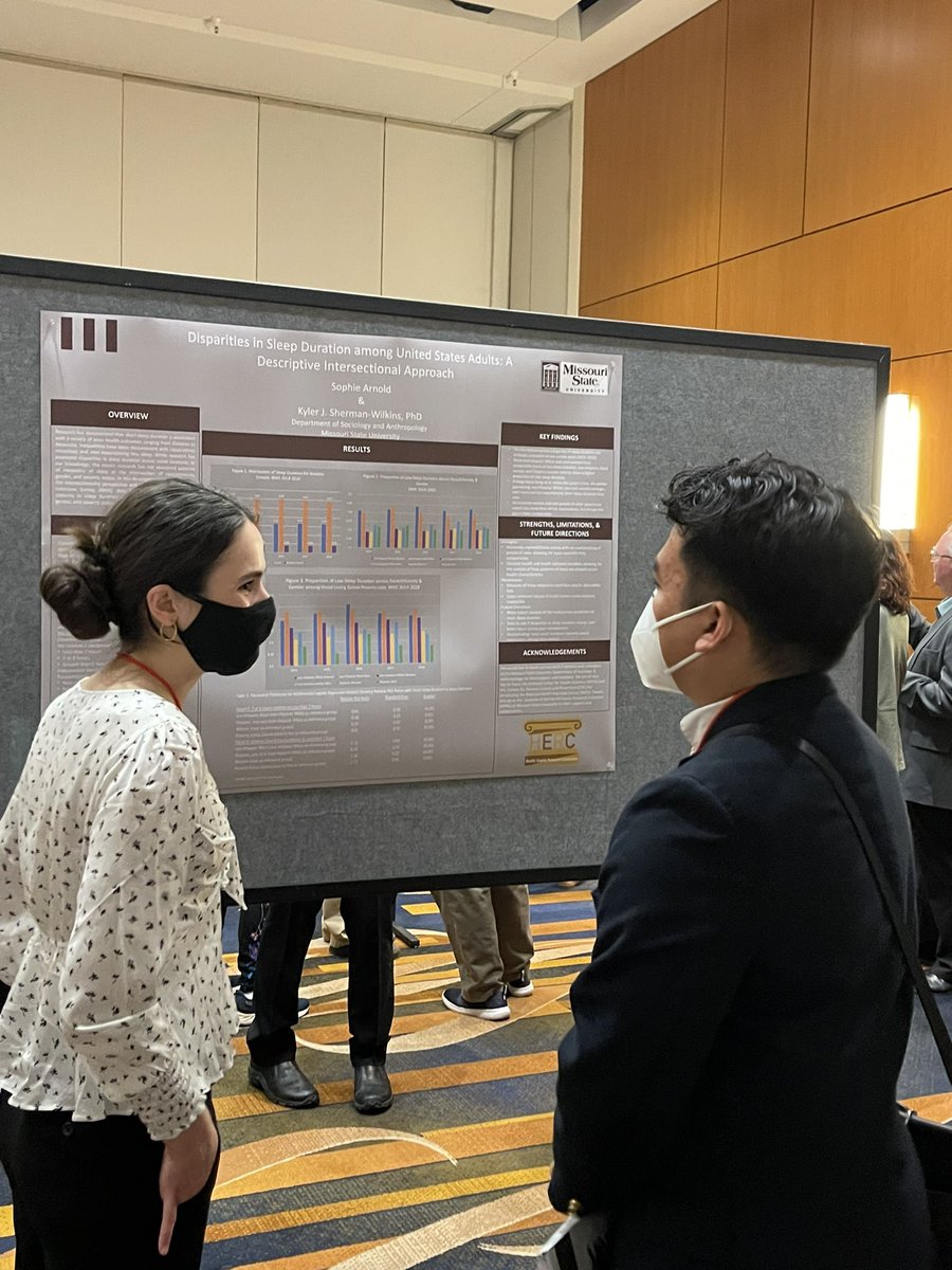 hercmsu's tweet image. Update: Great poster presentation by @sophierayarnol1 on disparities in sleep duration