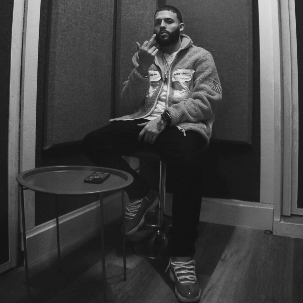 Galindoagain's tweet photo. Yo voy a hacer lo mas cb en esto como DERON WILLIAMS en UTAH!! 👹💯 cuantos estan esperando mas musica mia??? #ONE40TOWERS #MW #LDDLL https://t.co/VpJILM7WjD
