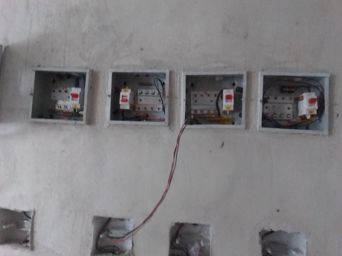 Captain_Anambra's tweet photo. PHALGA & Obio Akpor enforce sanitation every Thursday, all small-scale businesses are forced closed between 7am-10am.
But Banks, malls, Fuel stations, IOCs are allowed open.
My urgent 2k..
#phtwittercommunity
#PHtribe
#electricals
#newBank loading at Olu Obasanjo, PHC. https://t.co/scxAVrG7XB