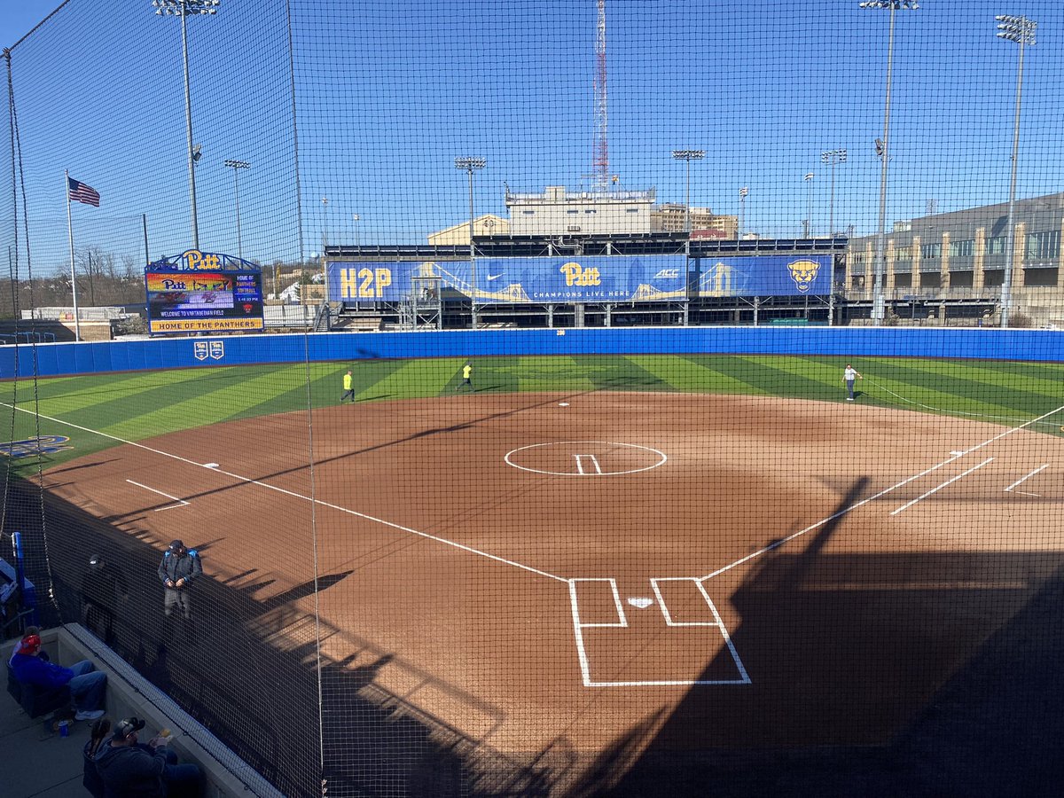JasonEarle23's tweet photo. Final home series of the @Pitt_SB season begins tonight as the Panthers host @BC_Softball 

I’ll have the call with @LivGray10 on ACCNX. First pitch at 6:02 ET.

🥎 https://t.co/FZOQqS3Uf9 https://t.co/upp7YP3TQo