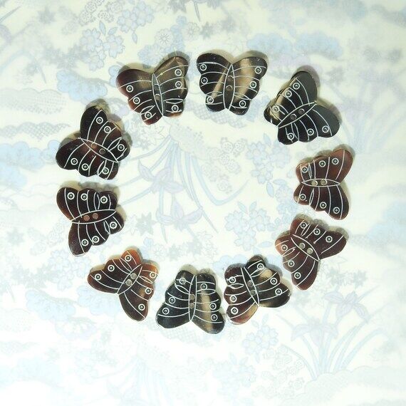 zazavintageboho's tweet image. NEW! 
#shellbuttons #jewelrysupplies #sewingsupplies 
🦋 etsy.me/3rlbDoN