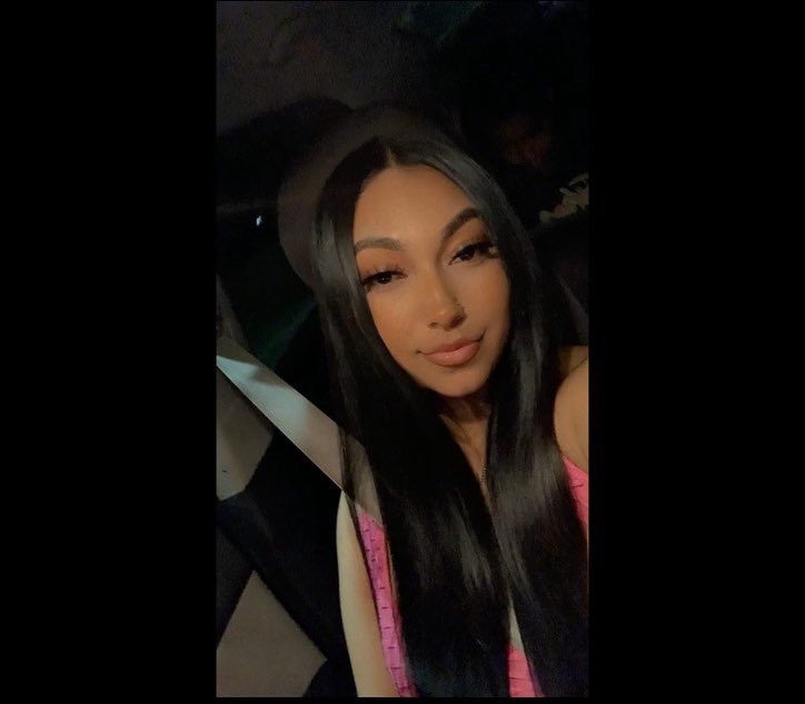 cmarieloveee's tweet photo. Face pretty that’s a plus 😋 https://t.co/uptnFQaX37