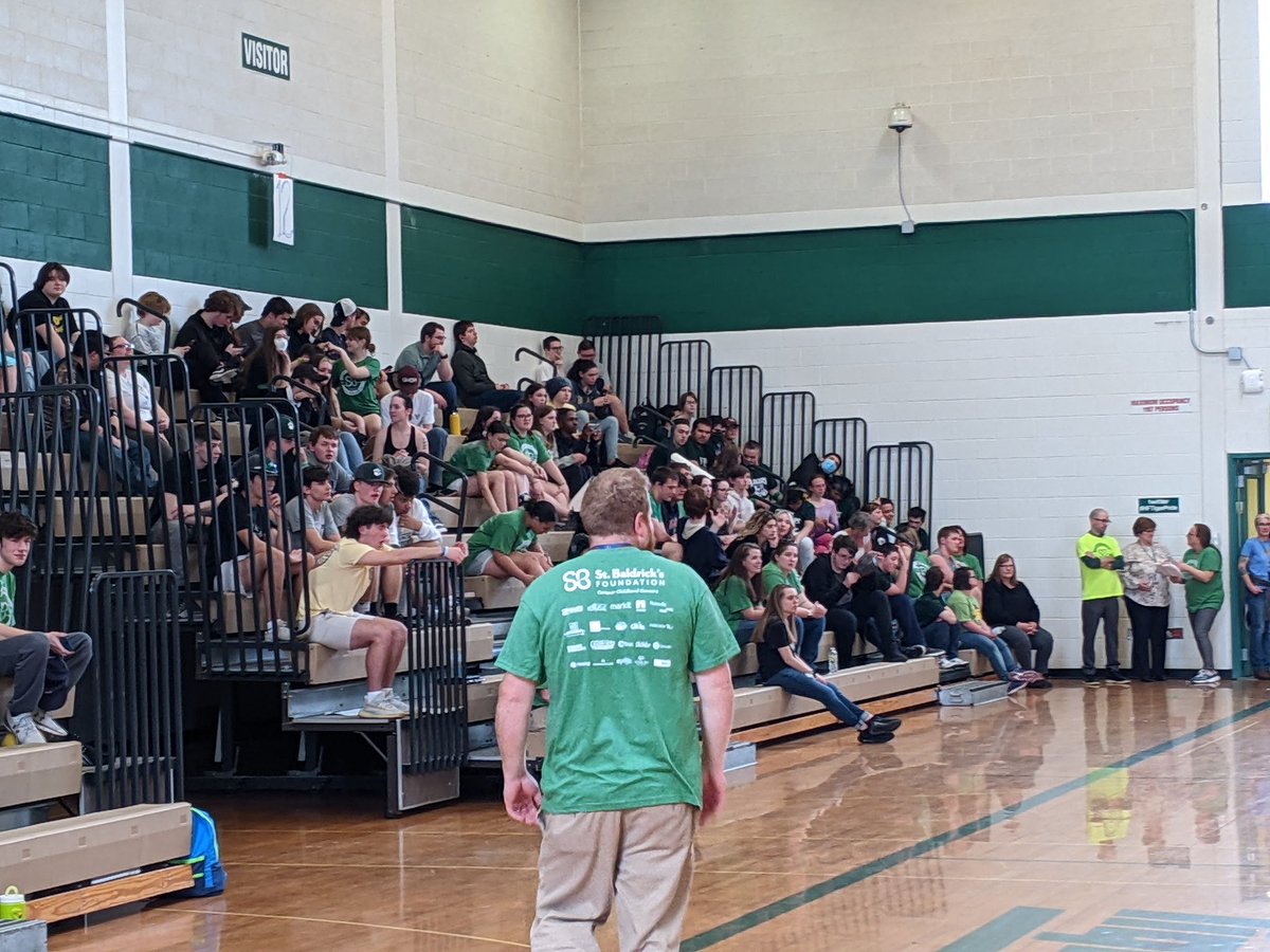 beansdad1973's tweet photo. Great day at HFHS.  Awesome pep rally and our students and staff raised over $2,800 for St. Baldrick's.  I couldn't be more proud!  A special thank you to our  Student Council and their advisors, Mr. Sullivan and Mrs Shea!  #hftigerpride https://t.co/gb2CXSyVsR