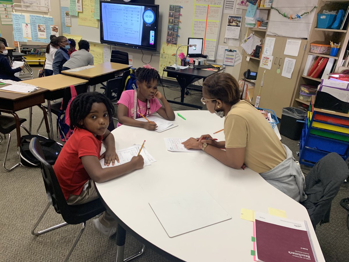 tejadaaliefisd's tweet photo. These cubs just continue to grow! It’s amazing what is possible with great teachers and hard working students! #CubsCan #Enrichment #LanguageBuilding https://t.co/DRk5GCbxLj
