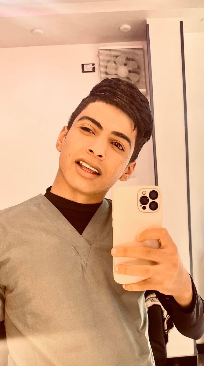 3bood_00_'s tweet photo. خايف لتكون ذكريات الشباب كلها اسكرابات ومستشفيات 😂😂❤ https://t.co/2zFXRv19NL
