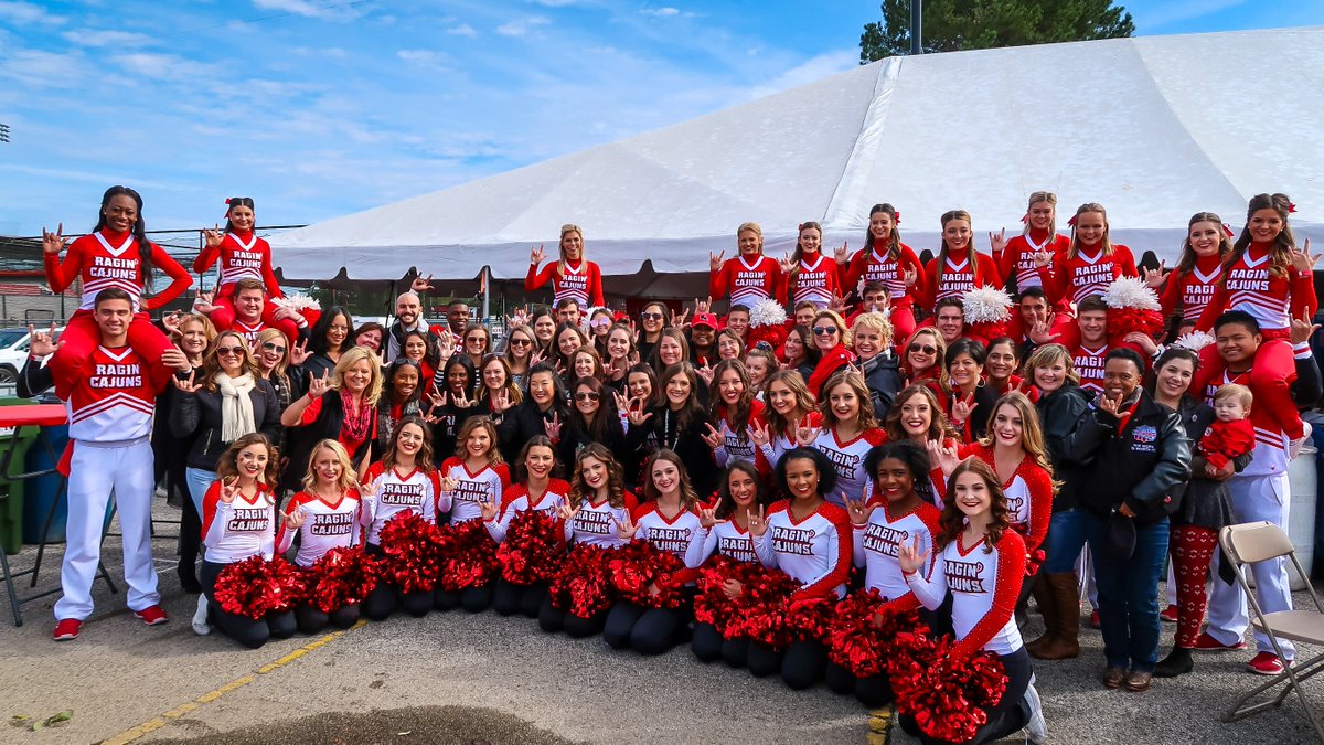 Calling all Ragin' Cajuns Spirit alumni! Join us for the Ragin' Cajuns Spirit Alumni Reunion on Saturday, May 7 at Russo Park. Register today to secure your spot at the reunion! 🤟 #GeauxCajuns 

➡️ bit.ly/SpiritReunion