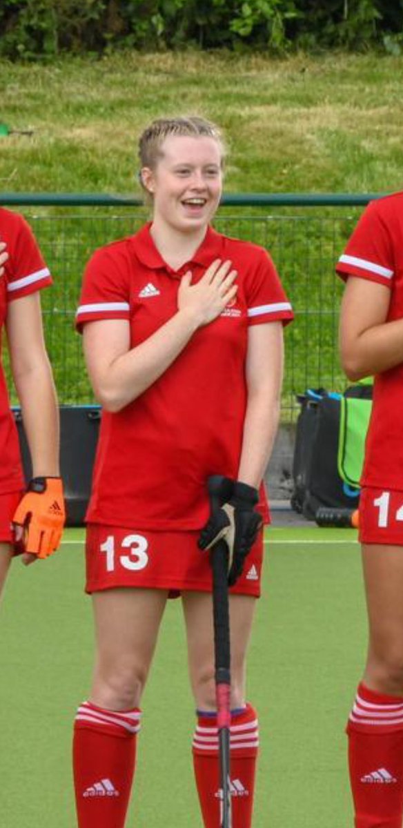 Best of luck to Elani and her England U18 teammates in the 5 Nations this weekend! Enjoy the experience!  #SHSHockey 💚🏑