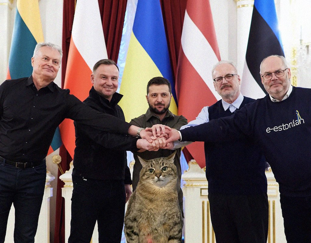 Presidents of democratic #EU member states of Lithuania, Poland, Latvia and Estonia, that used to be part of the Soviet Union with #Ukraine, join <a href="/ZelenskyyUa/">Volodymyr Zelenskyy / Володимир Зеленський</a> in blessing #LoveYouStepan's demand to #StopPutinNOW and end his authoritarian rule. Together they #StandUpForUkraine