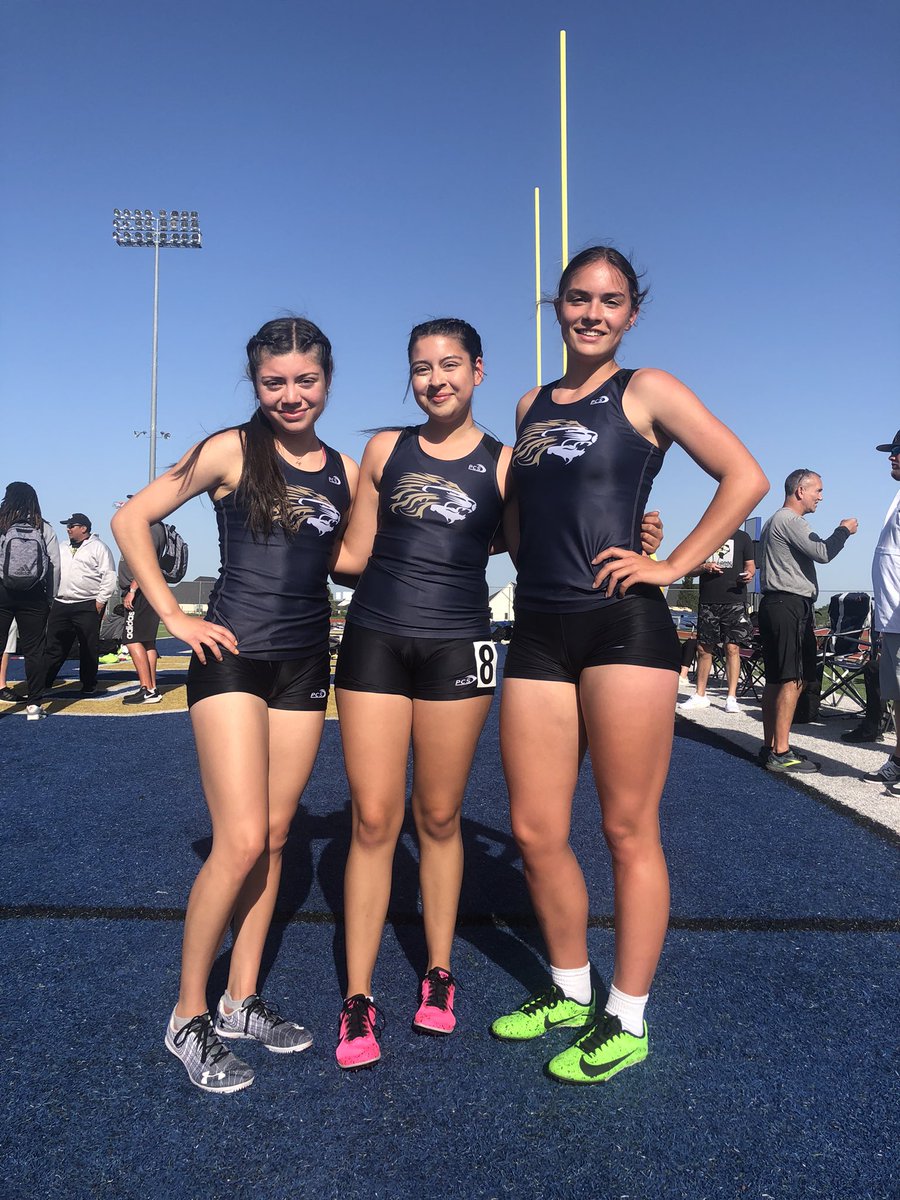 XcKaufman's tweet photo. District 13-4A JV Girls 800M Maribel Tapia, Alexiss Renteria, Alexus Wright went 1st 🥇, 2nd 🥈, and 3rd 🥉!! Clean sweep! 🦁 https://t.co/rRVYCpxX5b