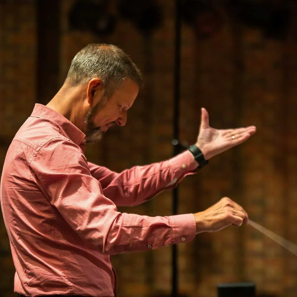 About time to share  few wonderful photos with the Southern Sinfonia and Simon Chalk.
Blessed as a composer to have collaborated  with them♡