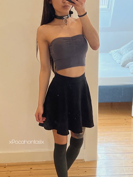 Do you like this outfit? 😈 https://t.co/ym8gPSrVIj