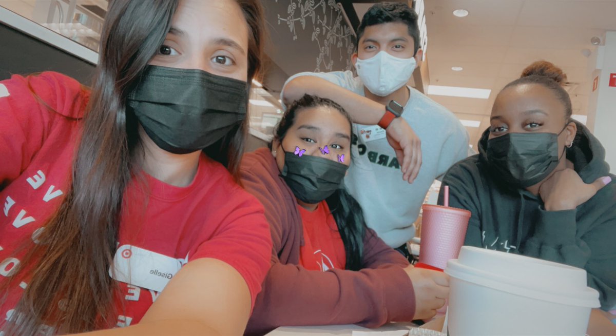 giselleTGT's tweet image. I’m going to miss my #T3382 #Lawrence team! I’ve learned so much on my journey opening a brand new store. Can’t wait to keep growing &amp;amp; I’m beyond excited to finally call myself an #ETL! Huge shout out to my peers &amp;amp; especially my SD @JesseDaTarget for EVERYTHING #lovewhereyouwork