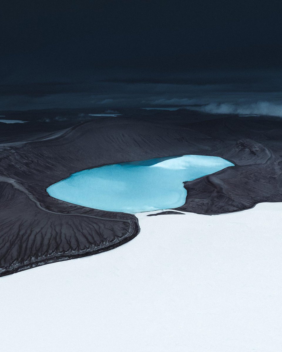 Surrealist painted landscapes in #Iceland. Drop a ⛰ if you’ve wanted to travel here. 
cc: @HollowxSun