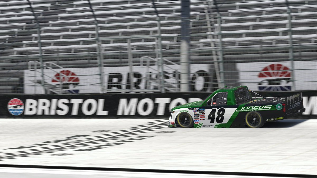#RTP - Round 1: BRISTOL 

Our drivers are competing to find a hole in the top 70 of the eNascar Road to Pro.👀

Let´s wish them the best luck!💪

#GoJuncos #GoGreen #CF1Virtual