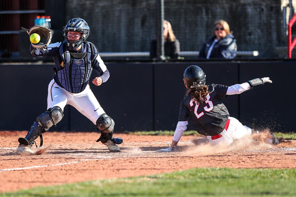 UCM Mules & Jennies tweet media