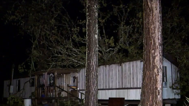 KATVNews's tweet photo. A tree fall from Wednesday’s storm caused the death of one #Rison resident. https://t.co/x3lf9pDtpz | #arnews #arwx https://t.co/TlMv9KVW2f