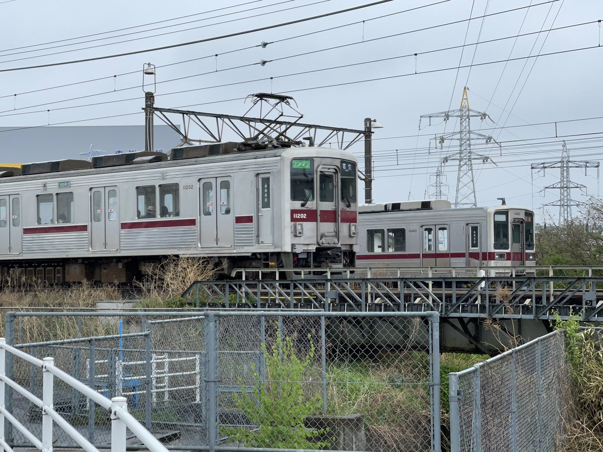 Rail_Channel's tweet photo. #8562F #11202F と #11460F
複雑な気分・・・
#北館林 https://t.co/sAlHdVIY7Y