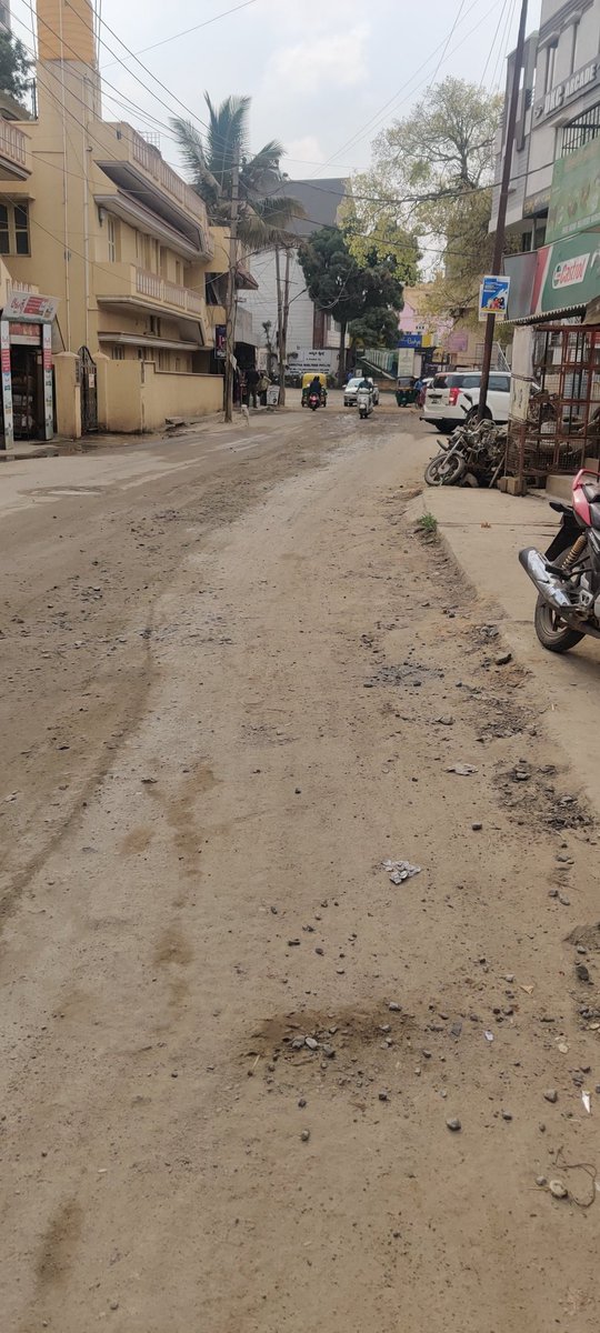 kaushal_deo21's tweet photo. This is the current state of Nallurahalli road in Whitefield near Brigade IRV . This has been dug multiple times and none of the times it's repaired properly. Looks like our authorities are in deep slumber..@BBMPAdmn @WFRising @NammaBengaluroo @ArvindLBJP https://t.co/dOjhaWgUQf