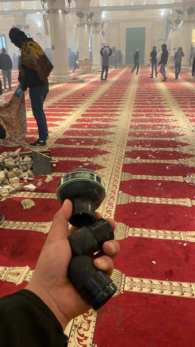 RT @Timesofgaza: Gas bombs and live bullets were used against the worshippers at Al-Aqsa this morning. https://t.co/6jNdHHHF1T