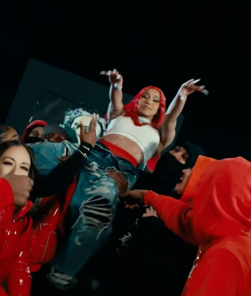 bardilanguage's tweet photo. .@iamcardib BARDI YOUR VERSE IS FIRE ❤️‍🔥 I HAVEN'T BEEN SO HYPED UP SINCE SO LONG UNTILL NEOW #SHAKEIT https://t.co/jN5FEa9a9O