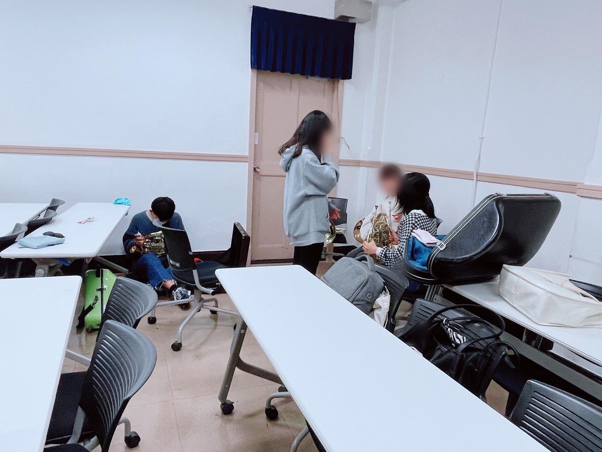 こんにちは！
武蔵大学管弦楽団です！

昨日体験に来てくれた皆さん、ありがとうございます。たくさんの方に来てもらえて嬉しい限りです！

新入団員はまだまだ募集中です♪
特に弦楽器パートで大募集しています！！
興味のある方はぜひ見学に来てください！

#春から武蔵