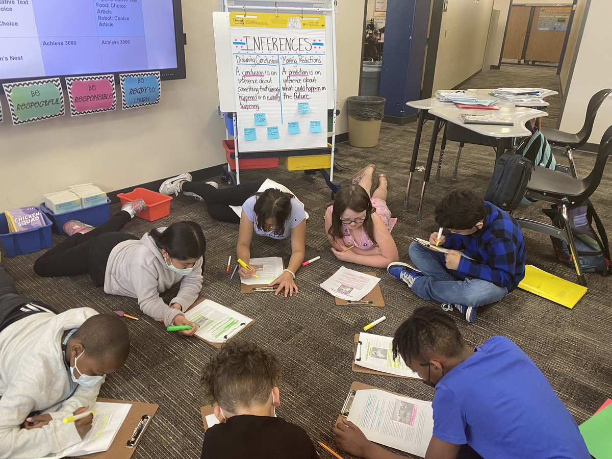 NjeriRichardson's tweet photo. This Passage POW WOW had everyone digging deep for text clues 🕵️♀️ to support their inferences. #testtalk #passagepowwow #textclues #infererence #readingstrategies @CFISD_ELAR2_5 @FranconeElem https://t.co/kzVGfNkQWu