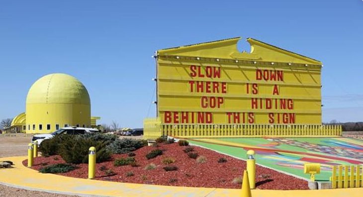 petitegal62's tweet photo. Candy store in Jordan, MN made this sign for motorists.
#Minnesota #SlowDownOrGetPulledOver #CandyLane https://t.co/FI7zCKKm9O