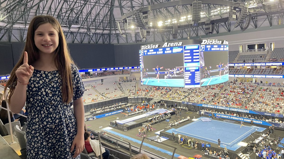 MrsPloch's tweet photo. “Best day ever!” she says!  
(She has no idea just how exciting Saturday will be!)
#NCAAgym #ILoveGym #EaglesWingsGymnast #FutureOUGymnast https://t.co/bGDfeaQwro