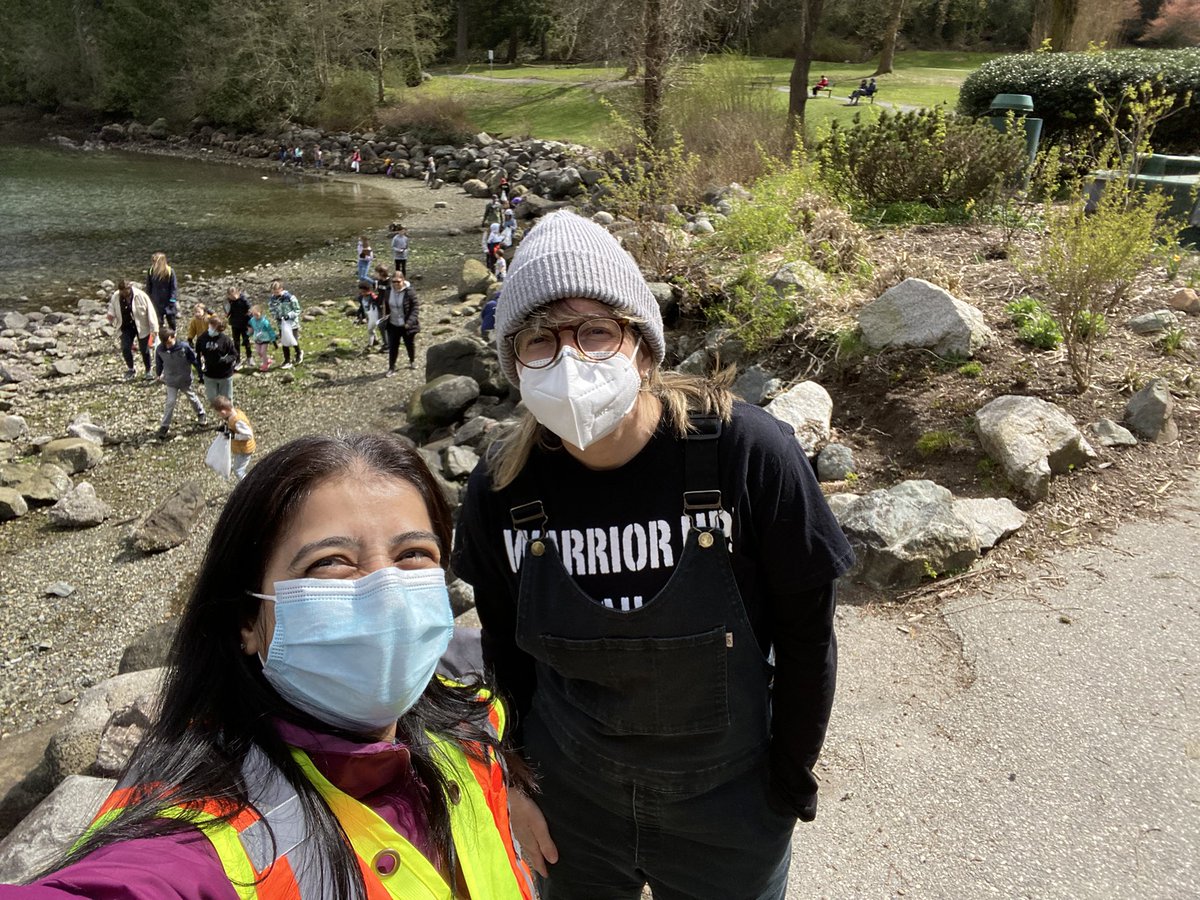 BeingKulvir's tweet photo. 3rd &amp; Final Cleanup of the day with @cove_cliff Grade 5/6 &amp; K students &amp; Teacher Lead Diane Ehling. Let’s all do our part for Climate Action &amp; Sustainability! Great job everyone &amp; perfect place to end the day with Luke &amp; Megan in beautiful Deep Cove! #NVSDStewardship #NorthVan https://t.co/q5mZEaZBzn