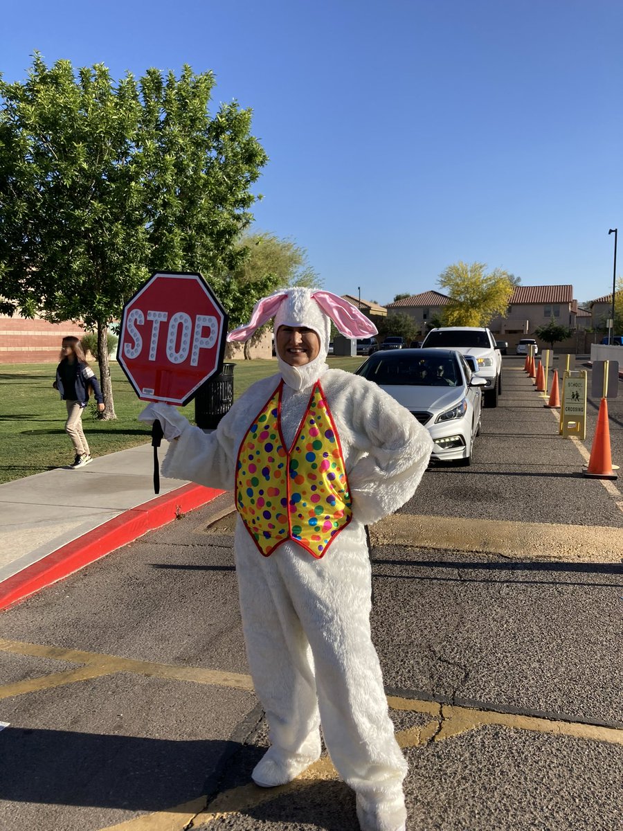 See_Boston's tweet photo. Happy Easter from your favorite Principal Bunny, me! Our Sheely #treasures' eyes lit up when they saw me at the crosswalk, morning announcements, kindergarten read aloud, and the hallways! Hop, hop, hop! #SheelyPride @TollesonESD โค๏ธโญ๏ธ๐๐ฃ๐ https://t.co/4zD6yOBxLk