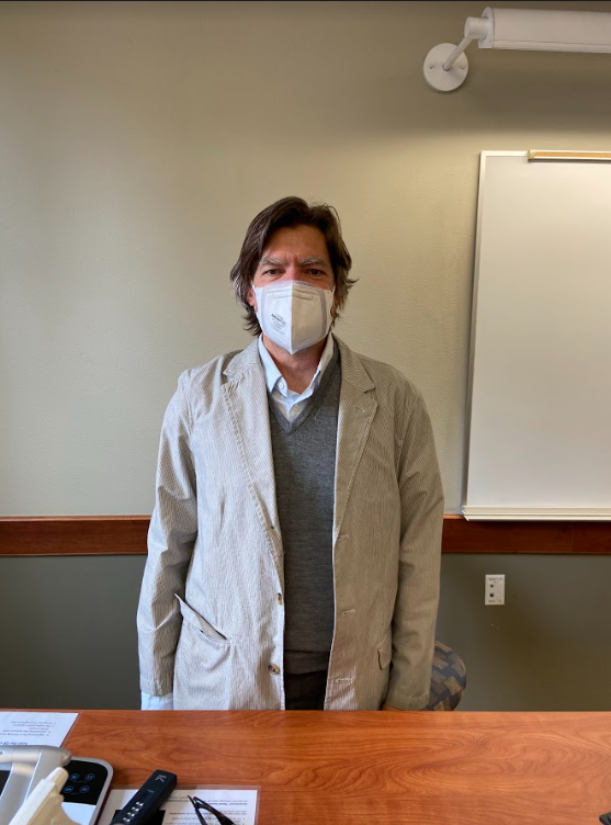 LeytenD's tweet photo. I talked with Patrick today a professor at UNR and he wants to make sure that everyone knows that we are all in this together when it comes to everyday life, and we all need each other. #rsj108 #humansofunr https://t.co/R3LST3l1vM