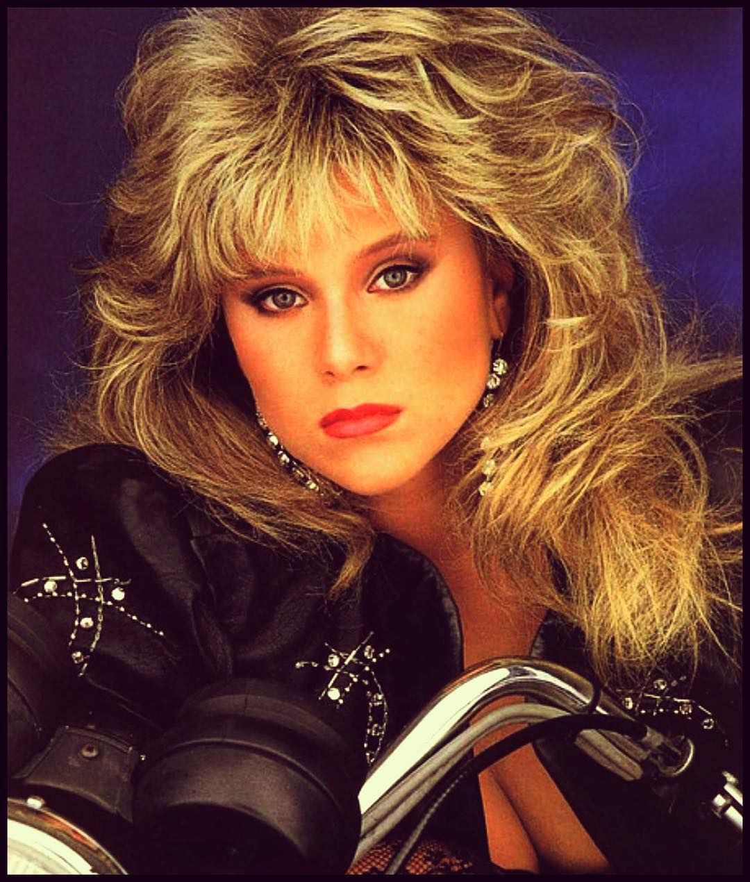 Happy Birthday to Samantha Fox! 