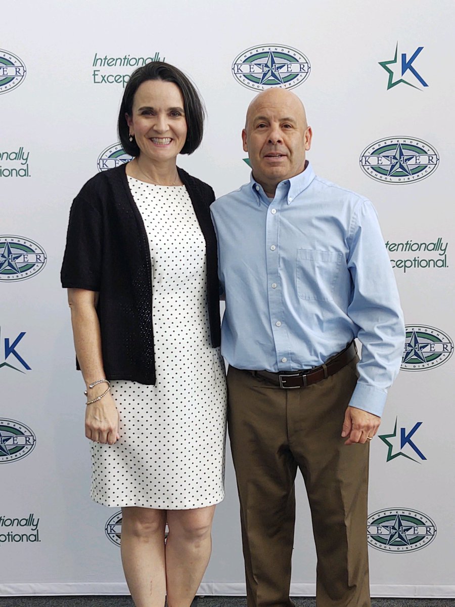 Humbled to have been honored along with so many other amazing educators tonight!  #KISDTOY22
@DrRDubKellerISD <a href="/ELCSouth_KISD/">ELC South - KISD</a>