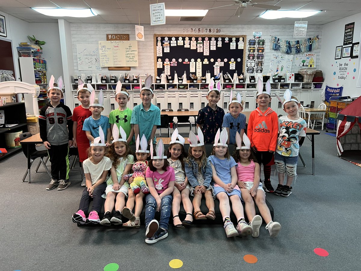 jennysykora65's tweet photo. 1st annual Easter Egg hunt @LorenaPrimary #LISDreconnect https://t.co/1vL55RV501