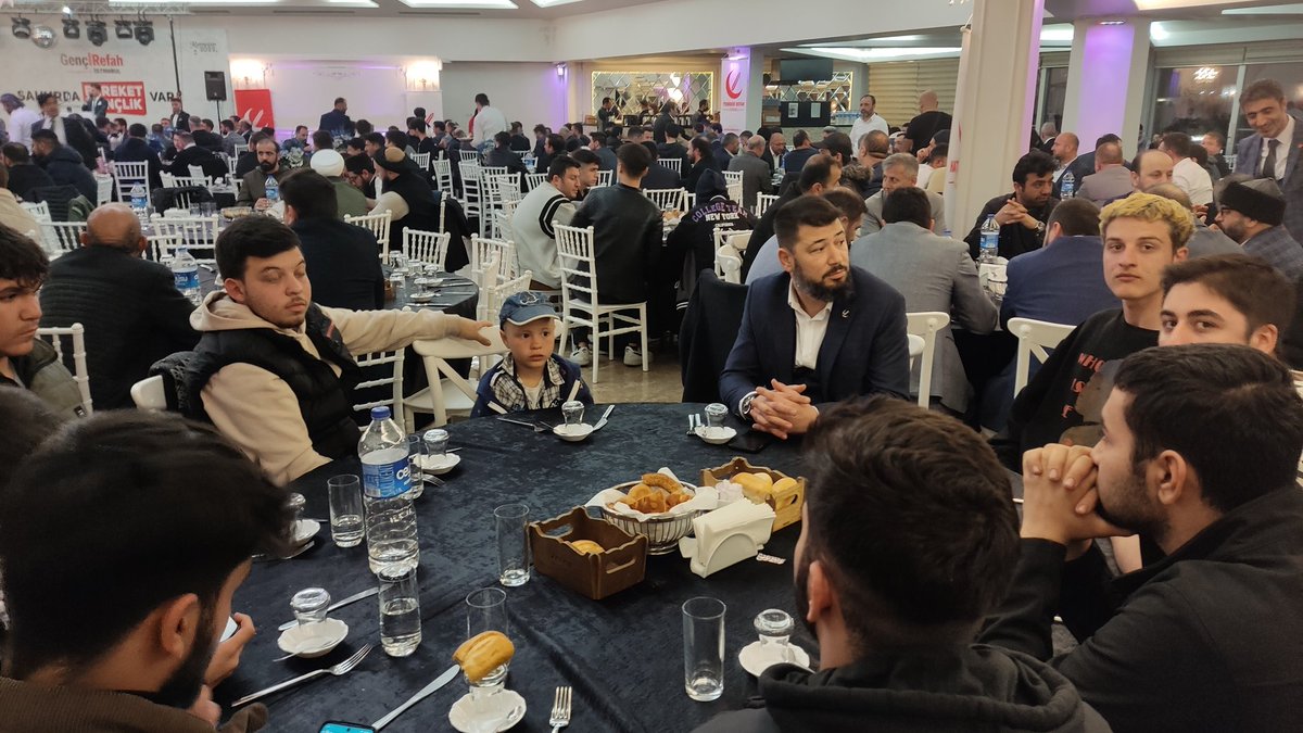 Genel başkanımız Dr. Fatih ERBAKAN'ın teşrif ettiği sahur programındayız 🇹🇷👍🏻

#HayırlıSahurlar
